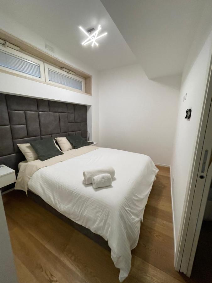 Venere Guest House ローマ エクステリア 写真